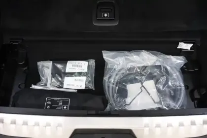 Photo 24 BMW Serie 3 Touring 330e 292 ch BVA8