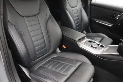 Photo 10 BMW Serie 3 Touring 330e 292 ch BVA8