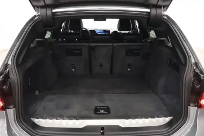 Photo 12 BMW Serie 3 Touring 330e 292 ch BVA8