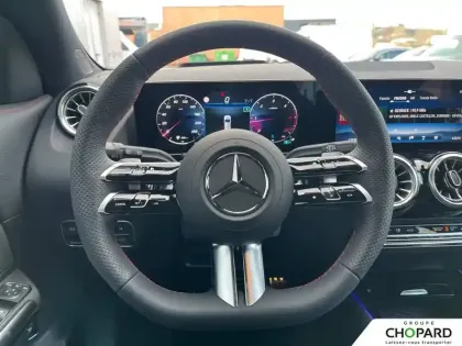 Photo 15 Mercedes GLA  200 d 8G-DCT