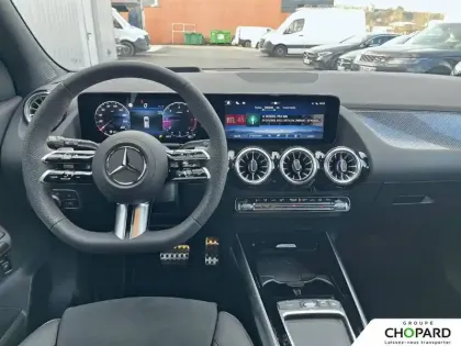 Photo 11 Mercedes GLA  200 d 8G-DCT