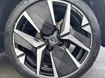 Photo 12 Peugeot 208  Hybrid 100 e-DCS6