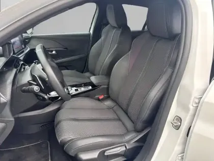 Photo 10 Peugeot 208  Hybrid 100 e-DCS6