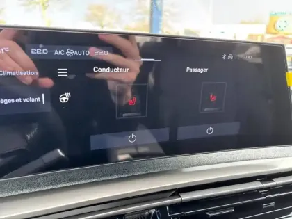 Photo 58 Peugeot 3008  Hybrid 145 e-DCS6