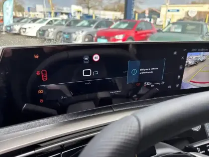 Photo 49 Peugeot 3008  Hybrid 145 e-DCS6