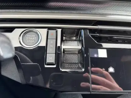 Photo 53 Peugeot 3008  Hybrid 145 e-DCS6