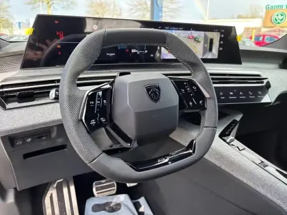 Photo 8 Peugeot 3008  Hybrid 145 e-DCS6