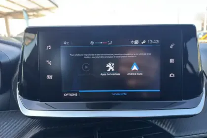 Photo 49 Peugeot 208  PureTech 100 S&S BVM6