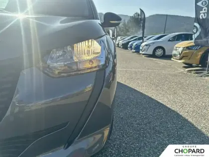 Photo 21 Peugeot 208  PureTech 75 S&S BVM5