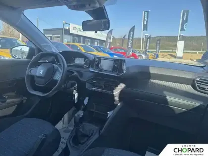 Photo 33 Peugeot 208  PureTech 75 S&S BVM5