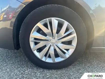 Photo 20 Peugeot 208  PureTech 75 S&S BVM5