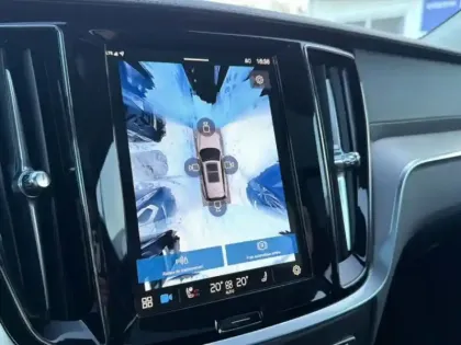 Photo 25 Volvo V60  T6 AWD Hybride Rechargeable 253 ch + 145 ch Geartronic 8