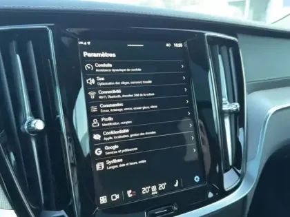 Photo 23 Volvo V60  T6 AWD Hybride Rechargeable 253 ch + 145 ch Geartronic 8