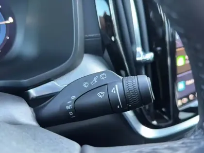 Photo 30 Volvo V60  T6 AWD Hybride Rechargeable 253 ch + 145 ch Geartronic 8