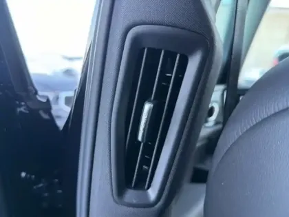 Photo 13 Volvo V60  T6 AWD Hybride Rechargeable 253 ch + 145 ch Geartronic 8