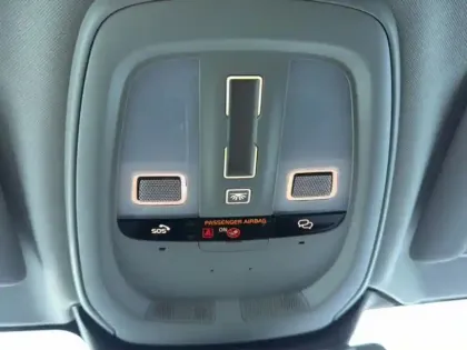 Photo 36 Volvo V60  T6 AWD Hybride Rechargeable 253 ch + 145 ch Geartronic 8