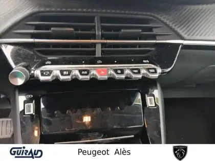 Photo 14 Peugeot 208  Hybrid 110 e-DCS6