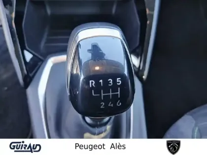 Photo 15 Peugeot 208  PureTech 100 S&S BVM6