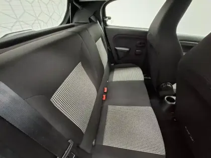 Photo 18 Renault Twingo  III E-Tech