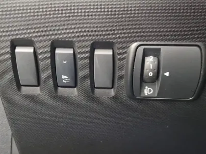 Photo 31 Renault Twingo  III E-Tech