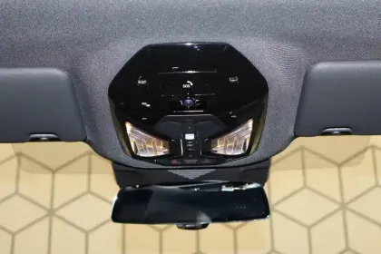 Photo 11 BMW Serie 5 530e PHEV 299 ch BVA8