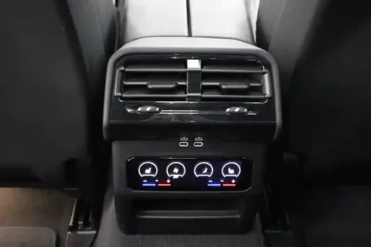 Photo 13 BMW Serie 5 530e PHEV 299 ch BVA8