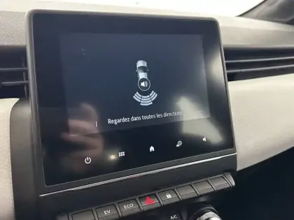 Photo 19 Renault Clio  E-Tech 140 - 21N