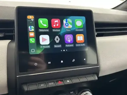 Photo 23 Renault Clio  E-Tech 140 - 21N