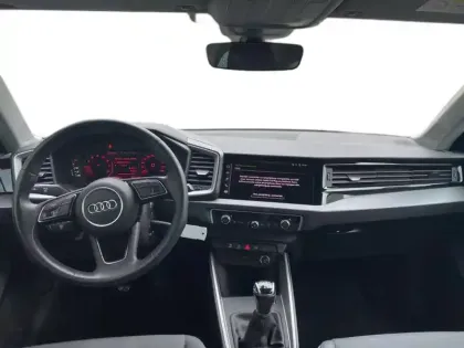 Photo 10 Audi A1  Sportback 25 TFSI 95 ch BVM5