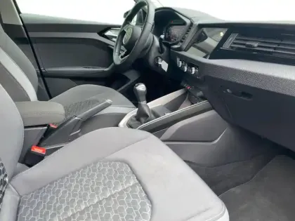 Photo 8 Audi A1  Sportback 25 TFSI 95 ch BVM5