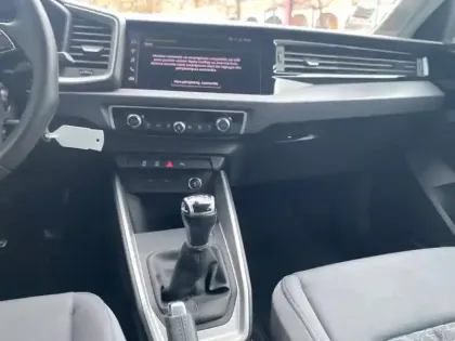 Photo 39 Audi A1  Sportback 25 TFSI 95 ch BVM5