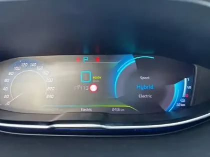 Photo 20 Peugeot 3008  Hybrid 225 e-EAT8