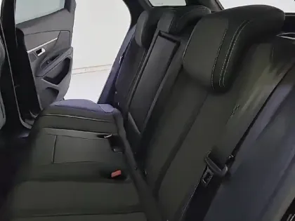 Photo 35 Peugeot 3008  Hybrid 225 e-EAT8