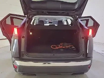 Photo 29 Peugeot 3008  Hybrid 225 e-EAT8