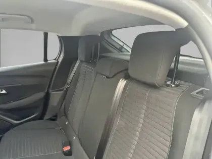 Photo 11 Peugeot 208  PureTech 100 S&S BVM6