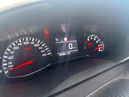 Photo 9 Peugeot 208  PureTech 100 S&S BVM6