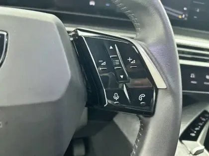 Photo 19 Peugeot 3008  Hybrid 136 e-DCS6