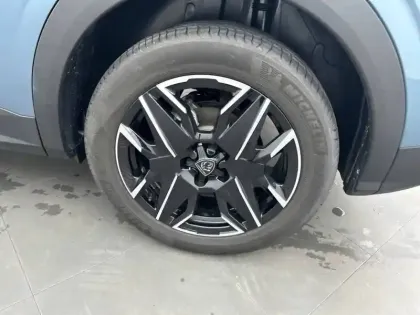 Photo 37 Peugeot 3008  Hybrid 136 e-DCS6