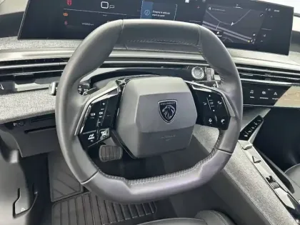 Photo 8 Peugeot 3008  Hybrid 136 e-DCS6