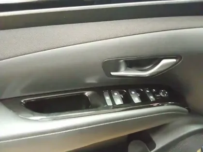 Photo 18 Hyundai Tucson  1.6 T-GDI 265 HTRAC Plug-in BVA6