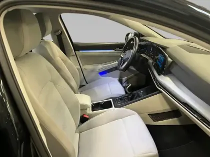 Photo 10 Volkswagen Golf  1.5 TSI ACT OPF 130 BVM6