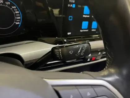 Photo 19 Volkswagen Golf  1.5 TSI ACT OPF 130 BVM6