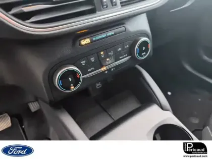 Photo 13 Ford Kuga  2.5 Duratec 190 ch FlexiFuel FHEV E85 Powershift