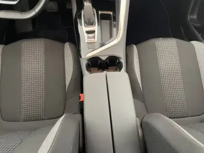 Photo 42 Peugeot 3008  Puretech 130ch S&S EAT8