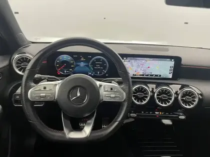 Photo 21 Mercedes Classe A  200 d 8G-DCT