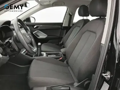 Photo 40 Audi Q3 Gén. II Ph1 Design 5