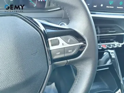 Photo 12 Peugeot 208  PureTech 100 S&S BVM6