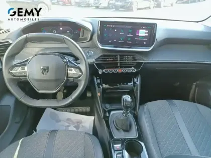 Photo 49 Peugeot 208  PureTech 100 S&S BVM6