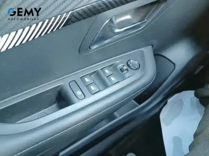 Photo 40 Peugeot 208 Gén. II Ph2 Allure 5