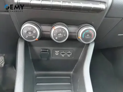 Photo 47 Renault Clio Gén. V (BJA) Ph1 NG Equilibre 5